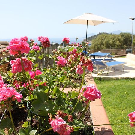 Arbatax Le Terrazze Sul Mare Aparthotel Kültér fotó