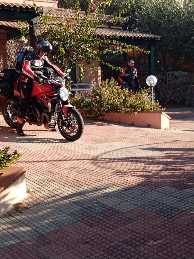 Arbatax Le Terrazze Sul Mare Aparthotel Kültér fotó