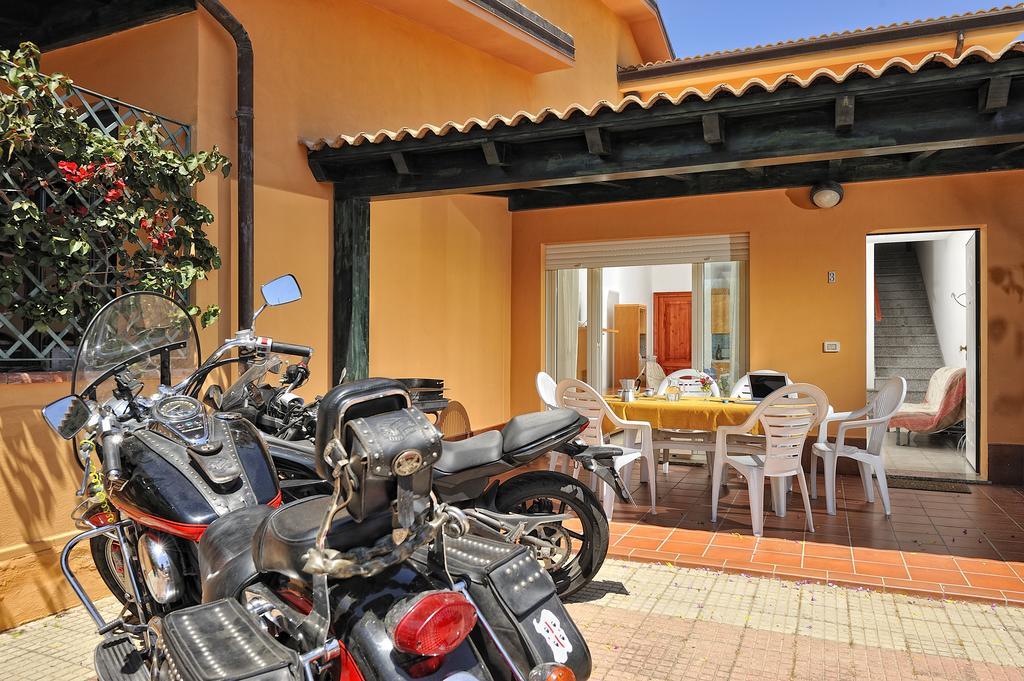 Arbatax Le Terrazze Sul Mare Aparthotel Kültér fotó